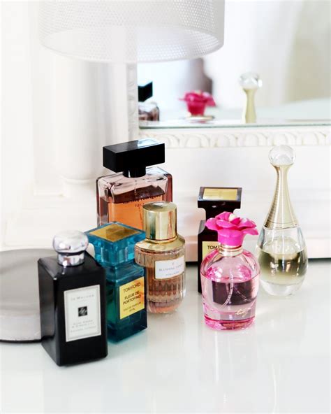 mall pull out perfumes